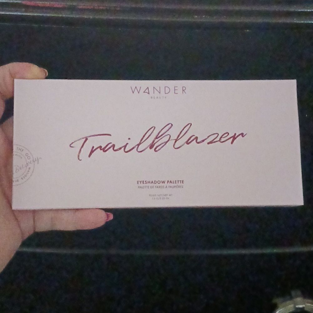 Wander Beauty Trailblazer Eyeshadow Palette